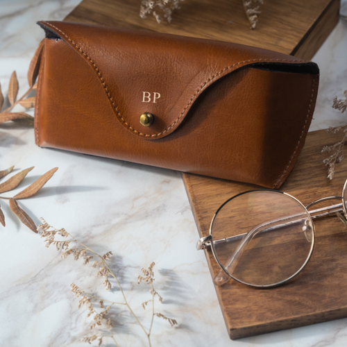 Personalizowane skórzane etui na okulary Solier SA37 camel