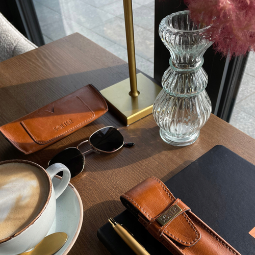 Personalizowane skórzane etui na okulary Solier SA37 camel