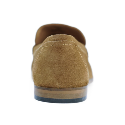 Brązowe loafersy męskie z naturalnego zamszu – eleganckie mokasyny skórzane