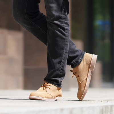Skórzane męskie buty Chukka w kolorze piaskowym M467BS
